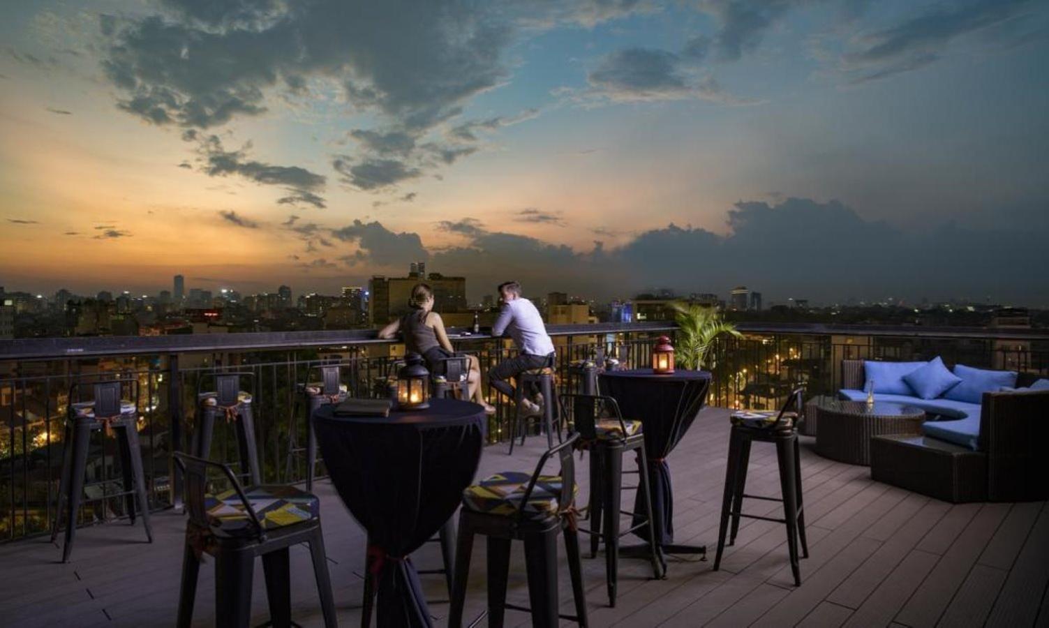 Acoustic Premium Hotel & Spa ハノイ市 エクステリア 写真