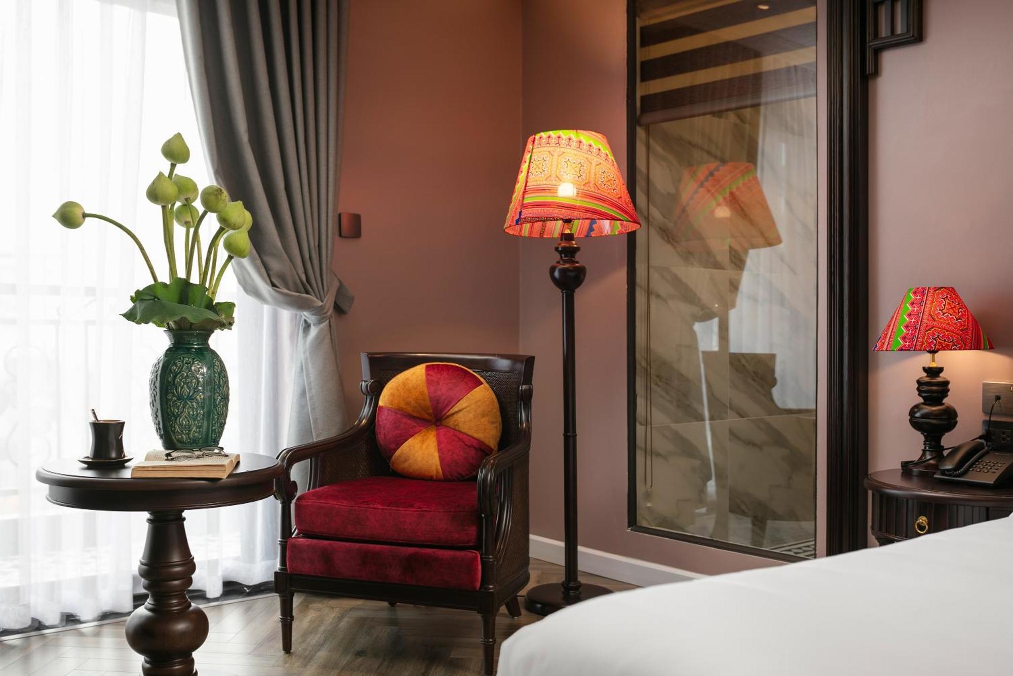 Acoustic Premium Hotel & Spa ハノイ市 エクステリア 写真