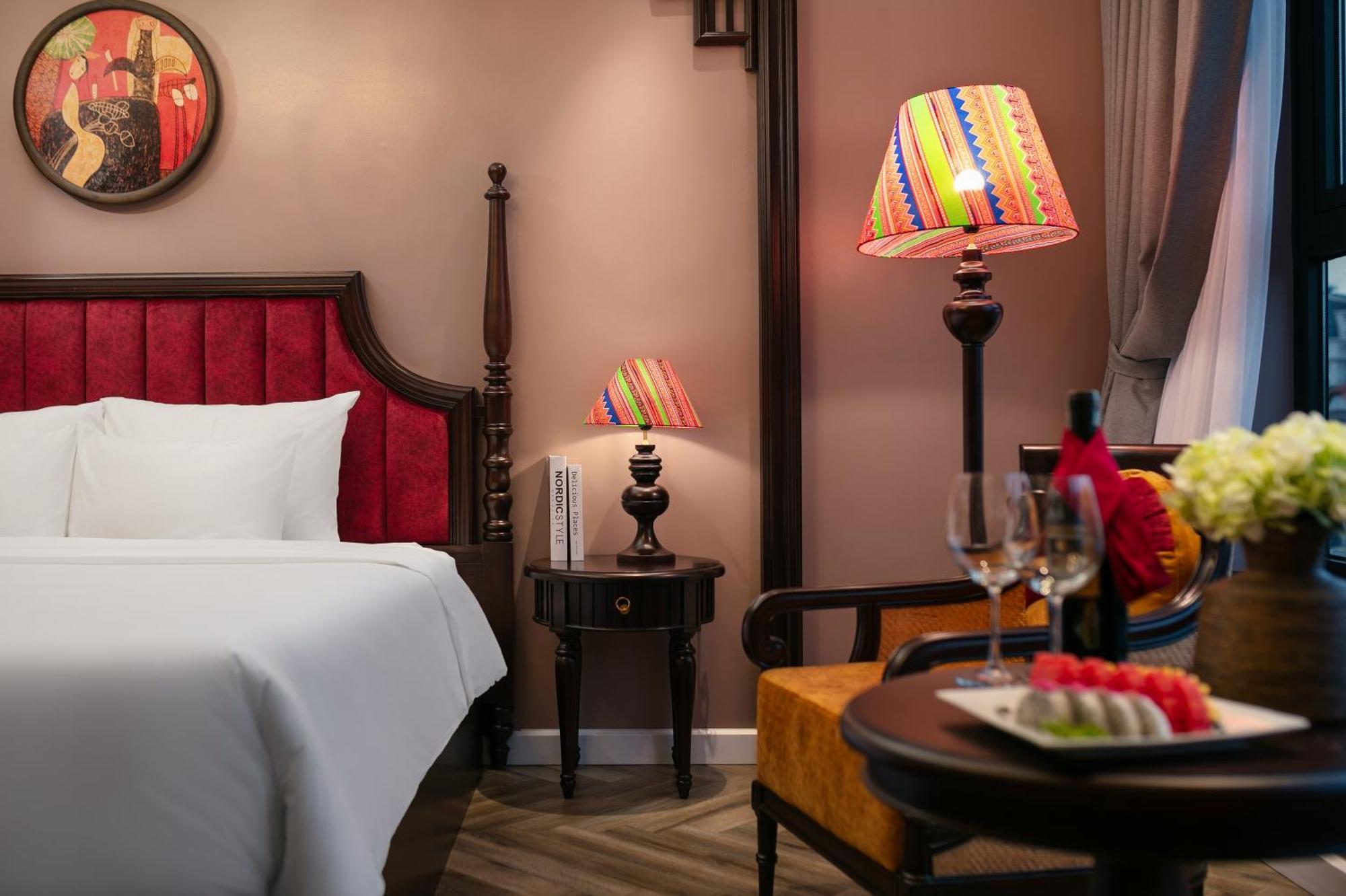 Acoustic Premium Hotel & Spa ハノイ市 エクステリア 写真